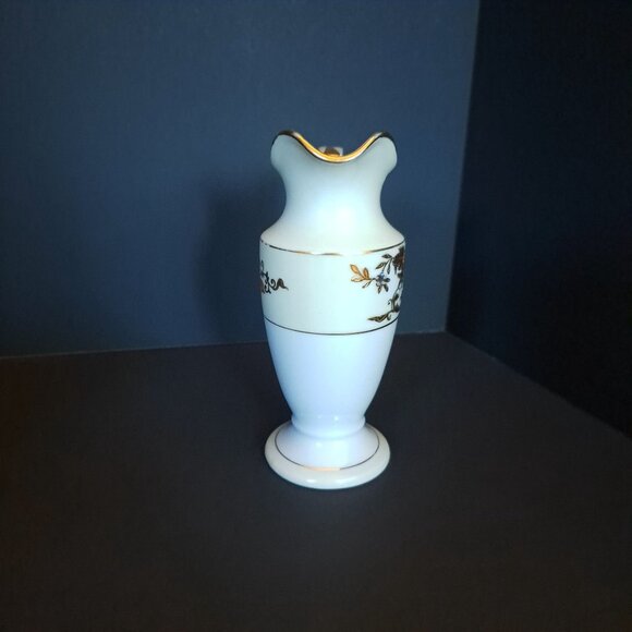 Handcrafted Noritake Berry Creamer Gold Trim Decorative Design Vintage - Picture 5 of 11